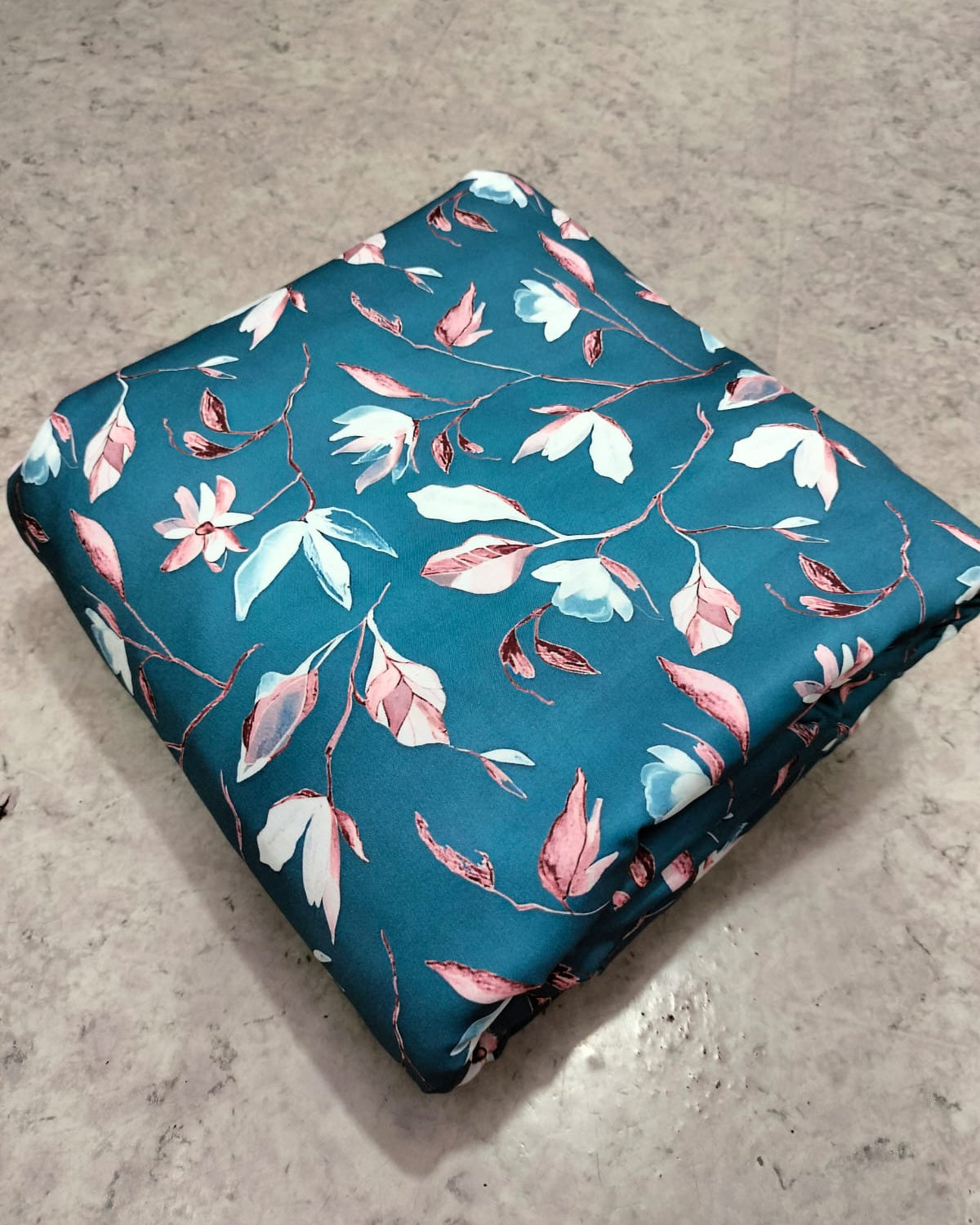 Grey floral micro crepe two piece set, 4.70 metres total